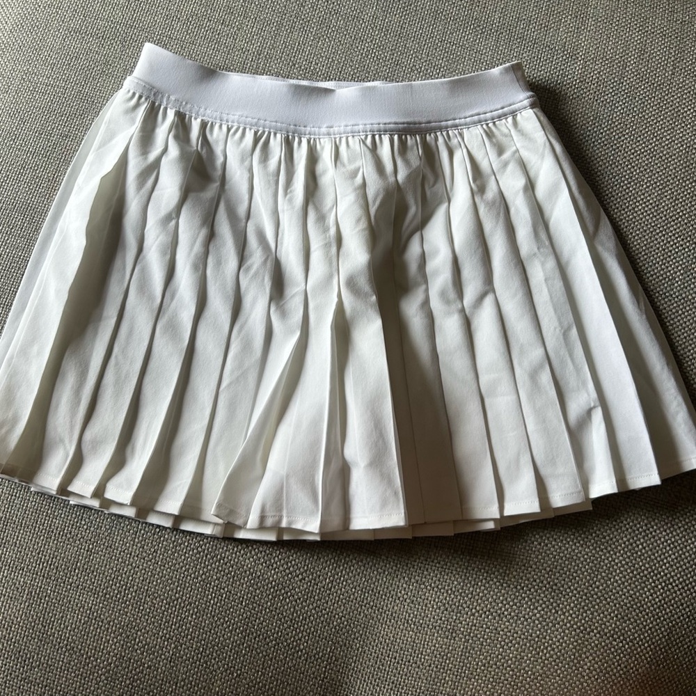 Lululemon Athletica White Pleated Tennis Skirt